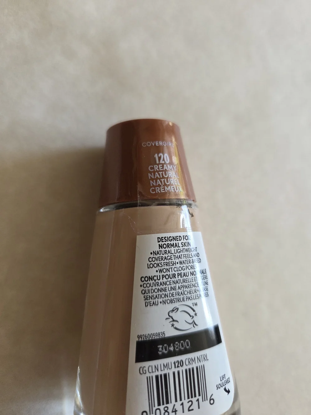 COVERGIRL Clean Liquid Foundation Bottle in Creamy Natural 120 - Beige Cap RARE